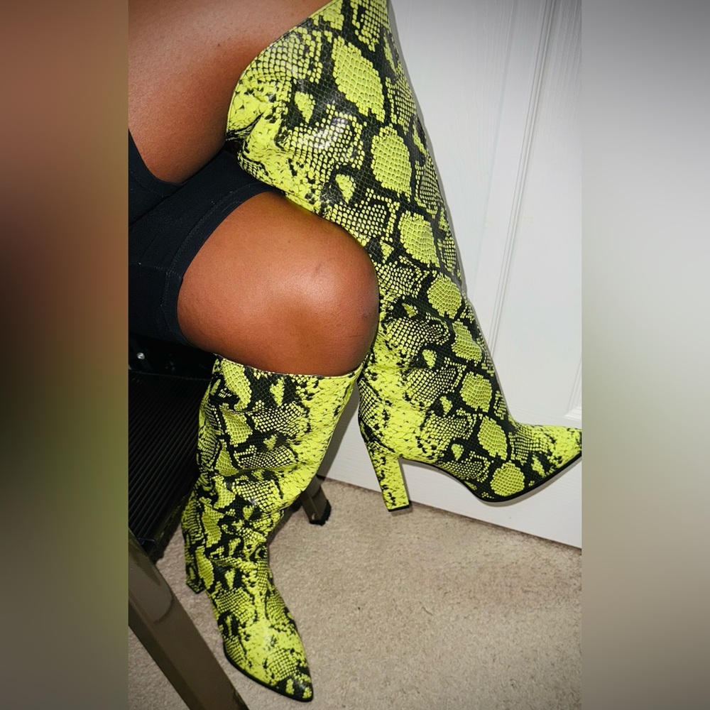 ***CLOSET CLEAROUT*** Public Desire Faux Snakeskin Boots